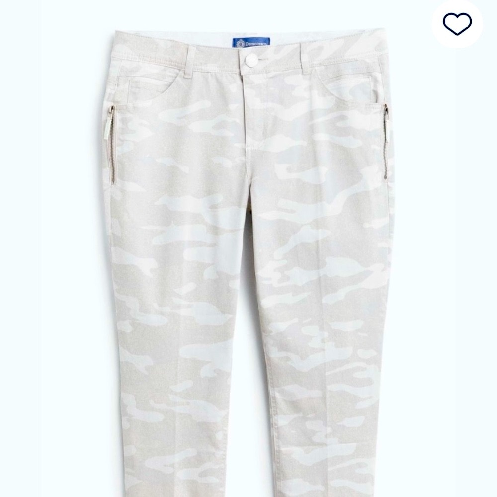 Democracy Ab Solution Capri Skinny Pant - White Camo